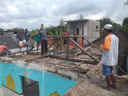 Rangkaian kelompok kegiatan gotong-royong pembangunan di wilayah padukuhan mrisi